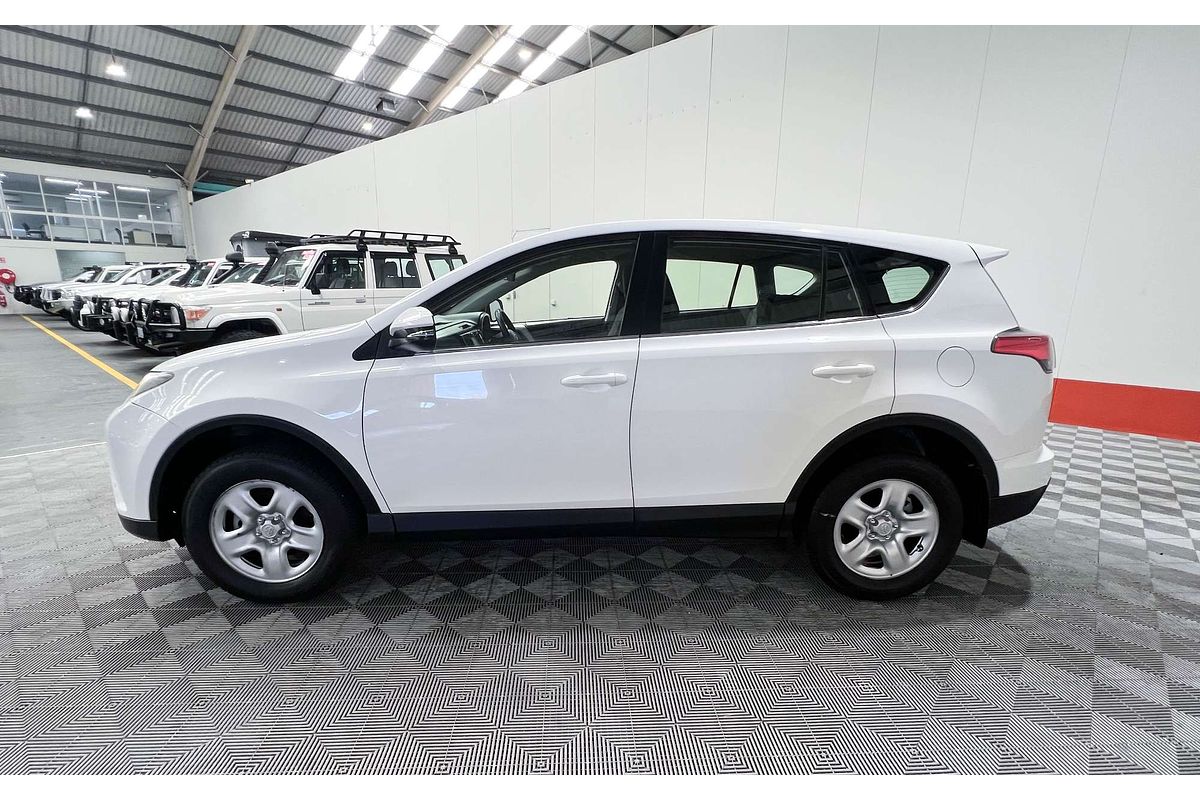 2018 Toyota RAV4 GX ASA44R
