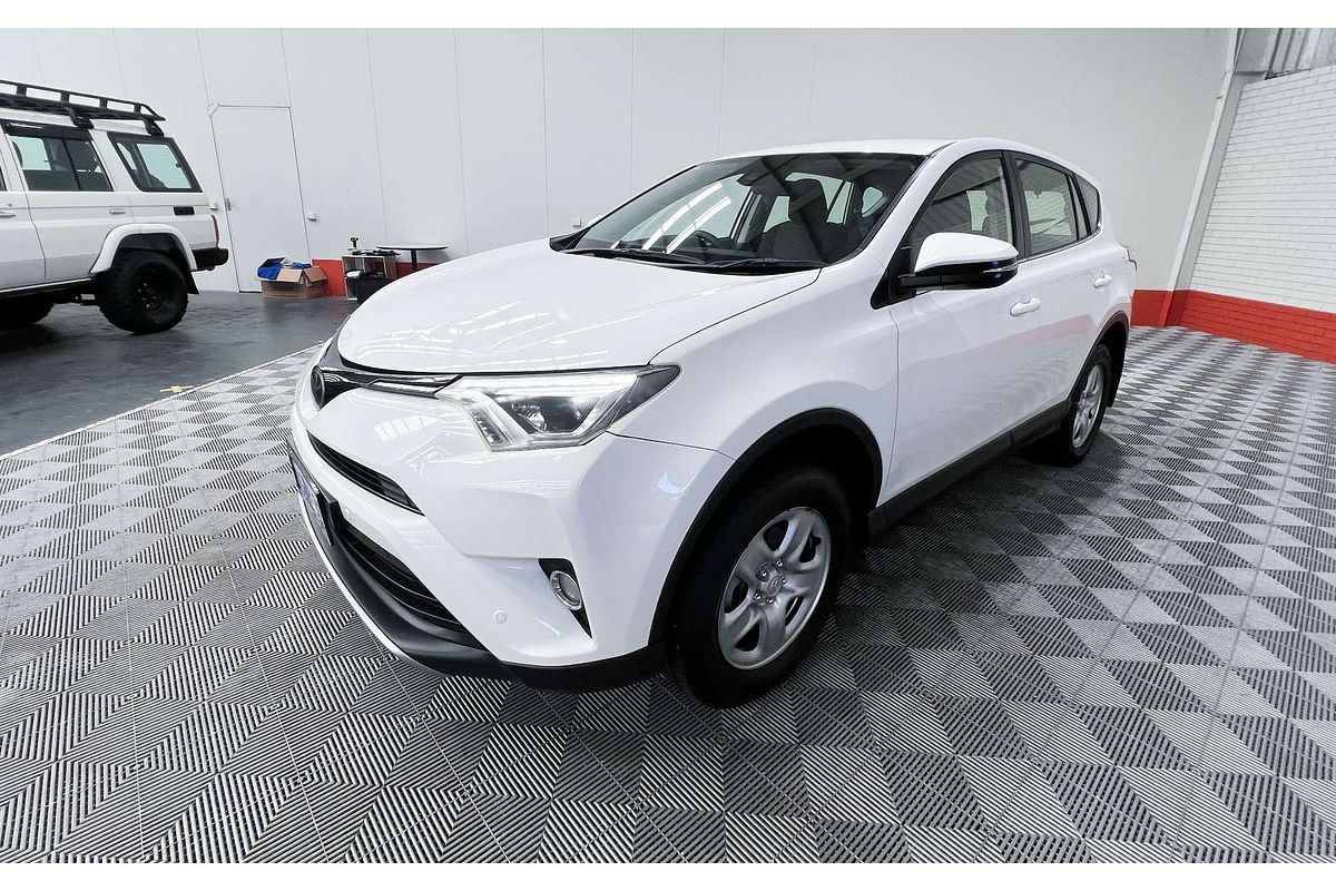 2018 Toyota RAV4 GX ASA44R