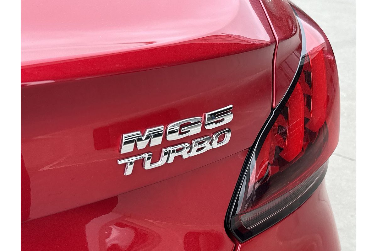 2023 MG MG5 Essence