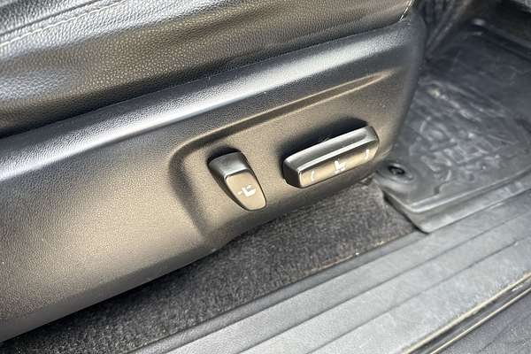 2019 Toyota Hilux Rugged X GUN126R 4X4