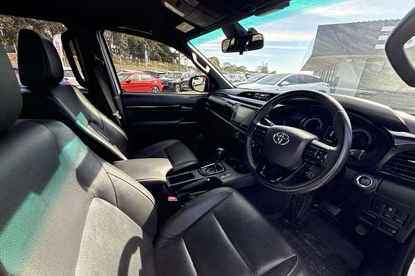 2019 Toyota Hilux Rugged X GUN126R 4X4