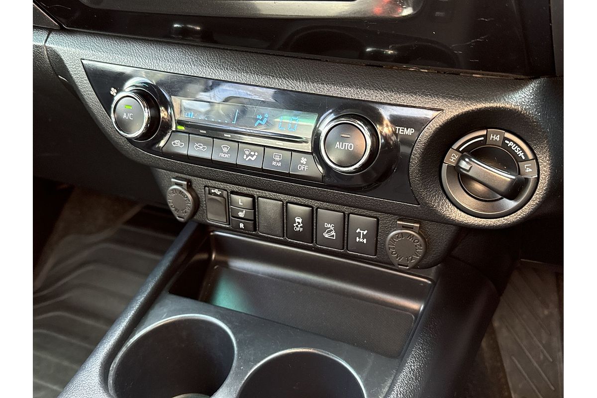 2019 Toyota Hilux Rugged X GUN126R 4X4