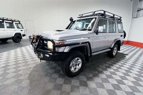 2019 Toyota Landcruiser GXL VDJ76R
