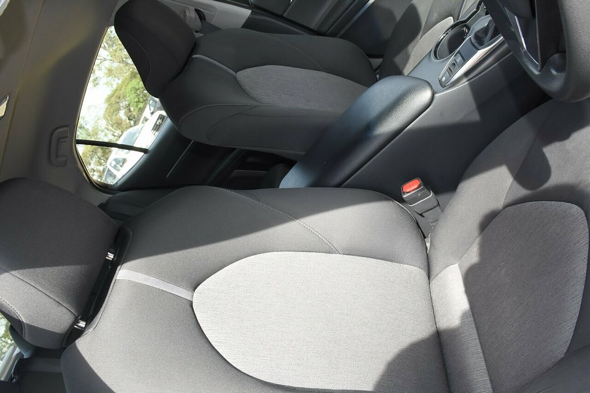 2022 Toyota Camry Ascent AXVA70R