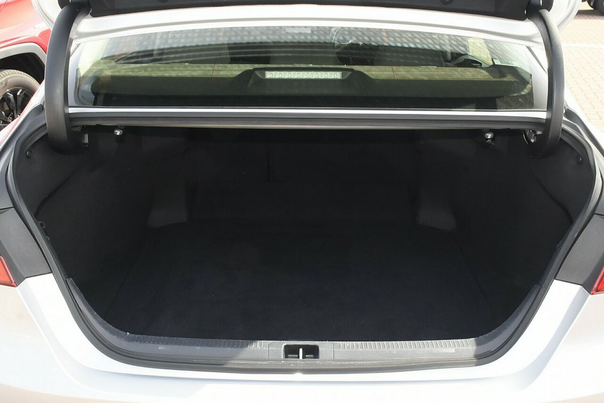 2022 Toyota Camry Ascent AXVA70R