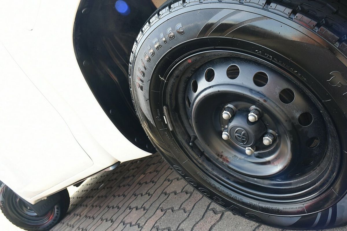 2021 Toyota Hilux Workmate TGN121R Rear Wheel Drive
