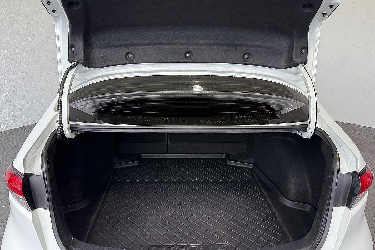 2019 Toyota Corolla Ascent Sport Hybrid ZWE211R