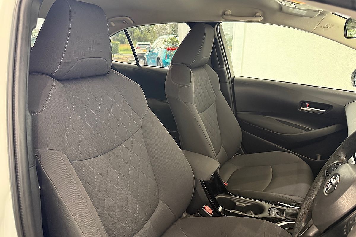 2019 Toyota Corolla Ascent Sport Hybrid ZWE211R
