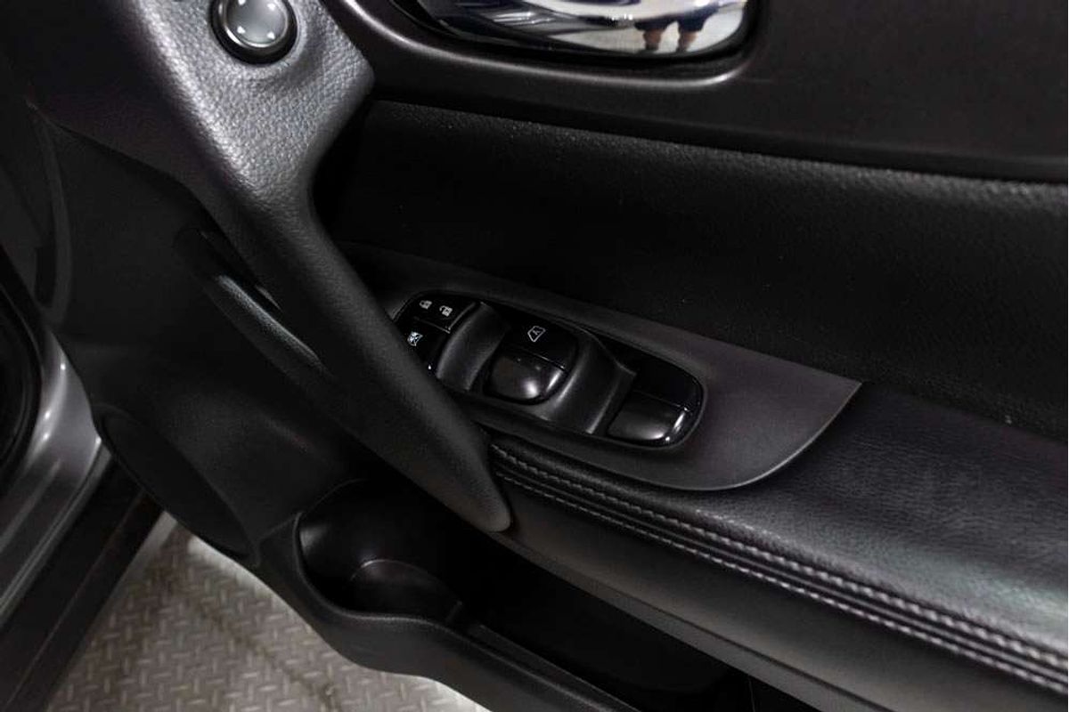 2016 NISSAN X-TRAIL ST N-TREK (4x4)  4D WAGON 4CYL 