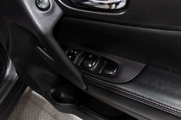 2016 Nissan X-TRAIL ST T32