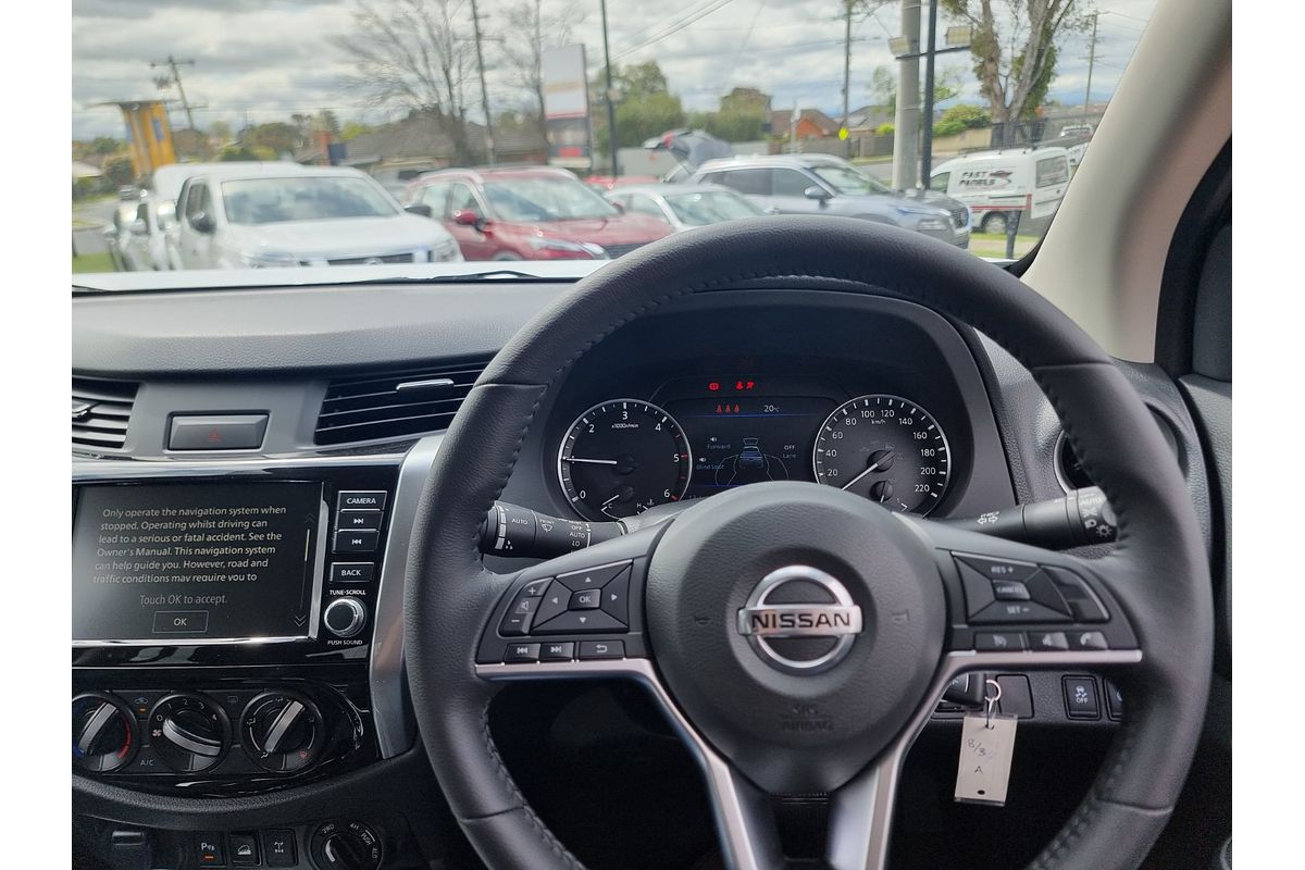 2025 Nissan Navara ST D23 4X4
