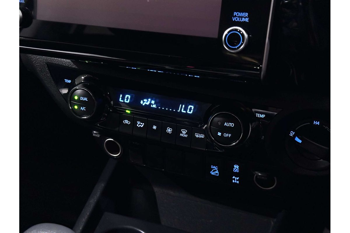 2021 Toyota Hilux SR5 GUN126R 4X4