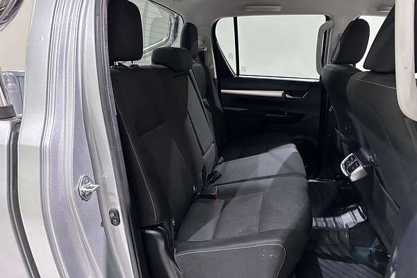 2021 Toyota Hilux SR5 GUN126R 4X4