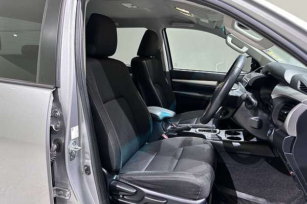 2021 Toyota Hilux SR5 GUN126R 4X4