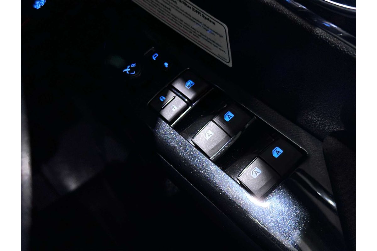 2021 Toyota Hilux SR5 GUN126R 4X4