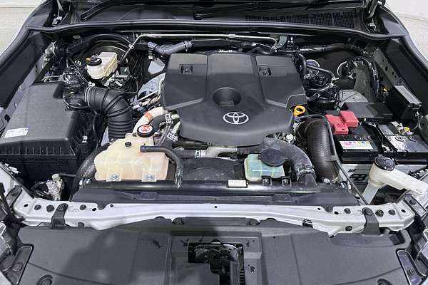 2021 Toyota Hilux SR5 GUN126R 4X4