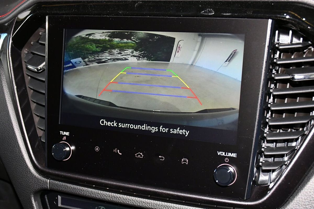 2025 Isuzu D-MAX X-TERRAIN 4X4