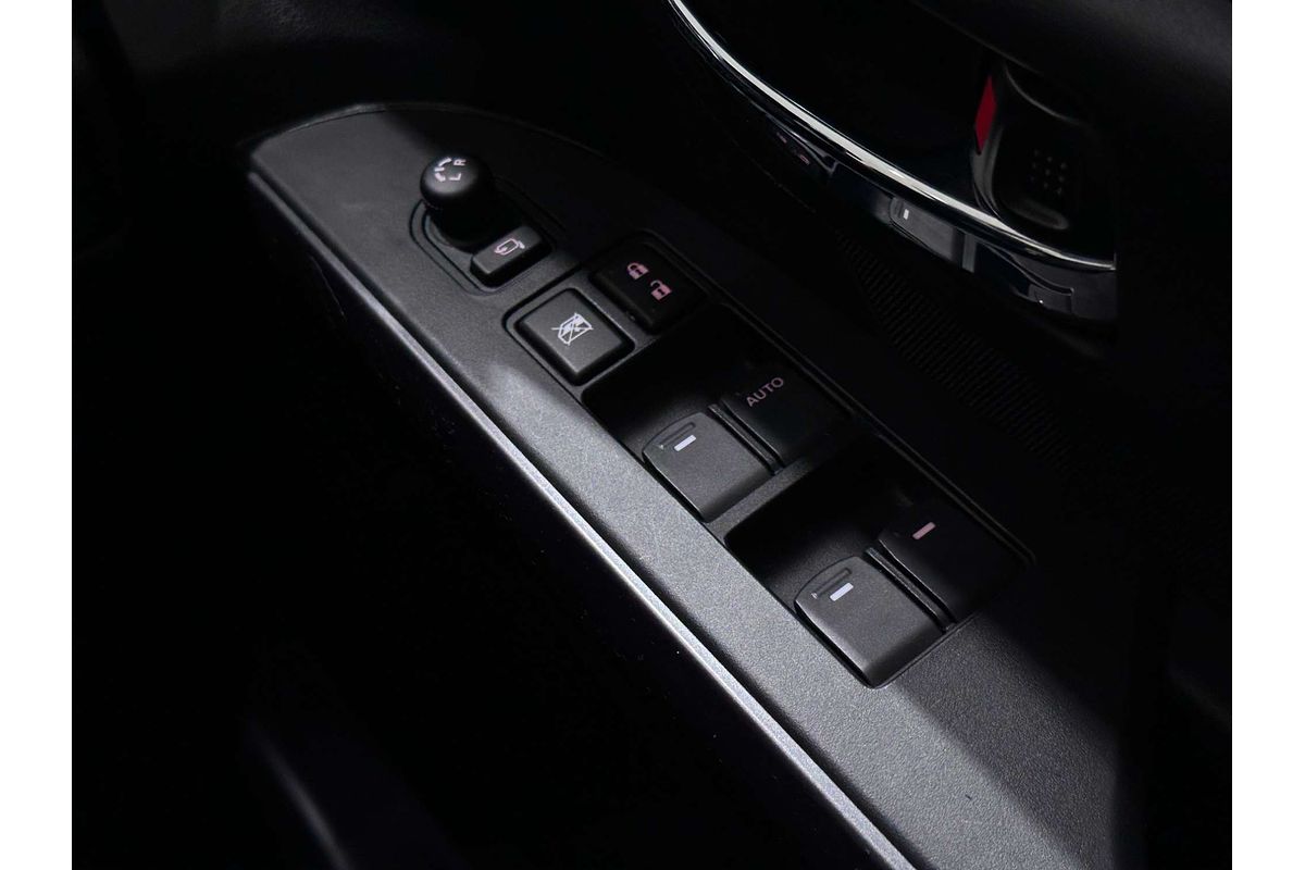 2024 Suzuki S-Cross  JYB