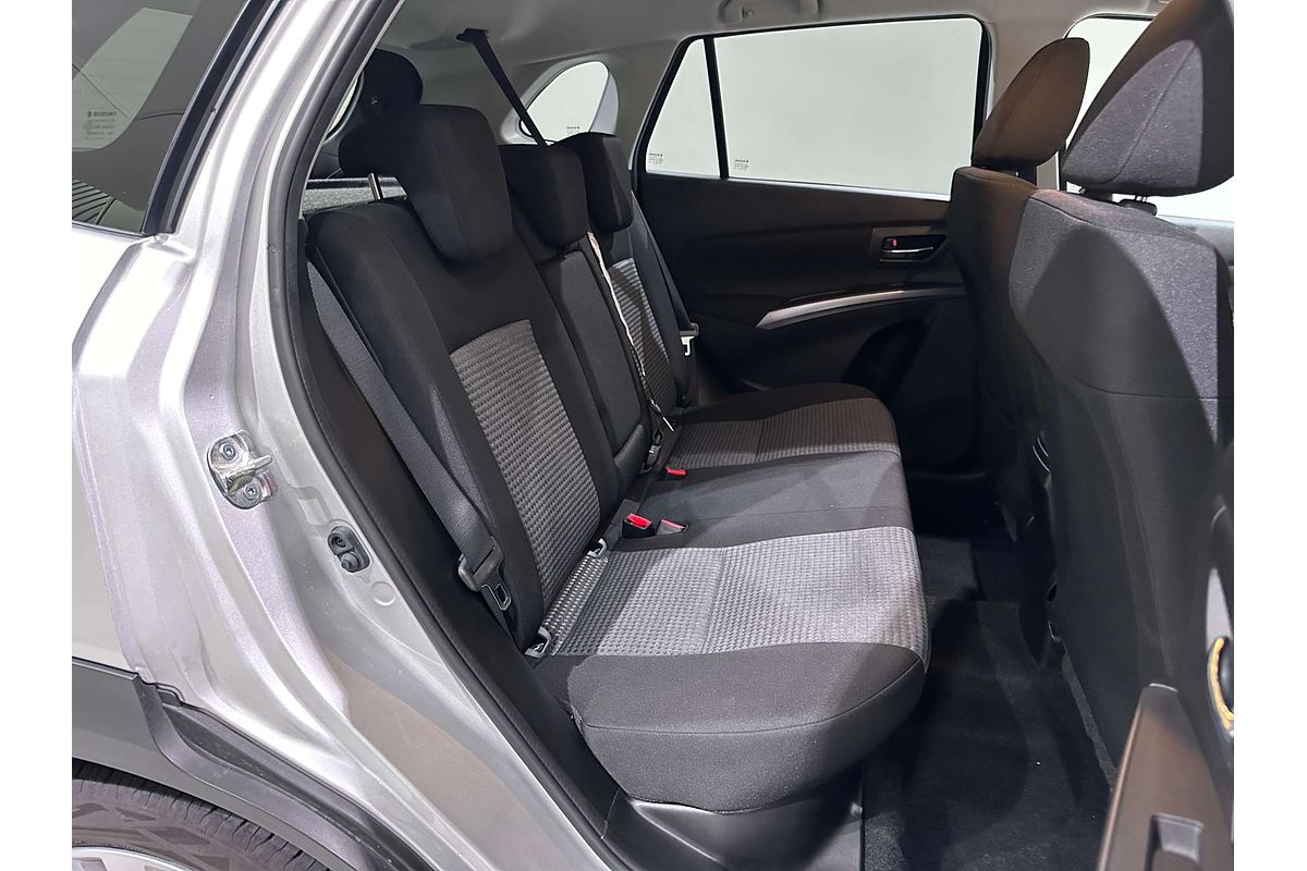 2024 Suzuki S-Cross  JYB