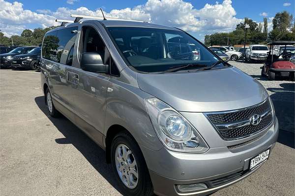 2014 Hyundai iMax TQ-W