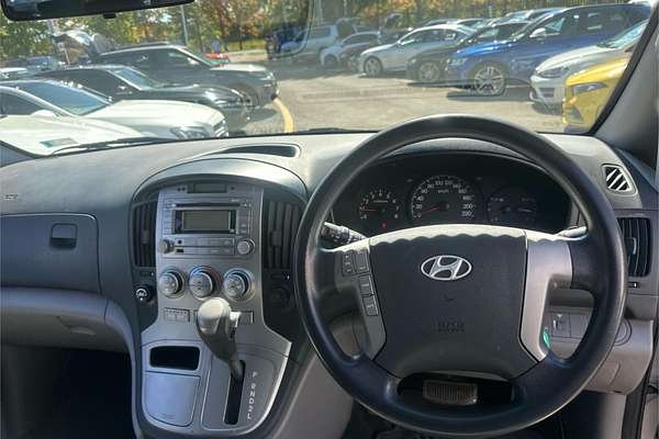 2014 Hyundai iMax TQ-W