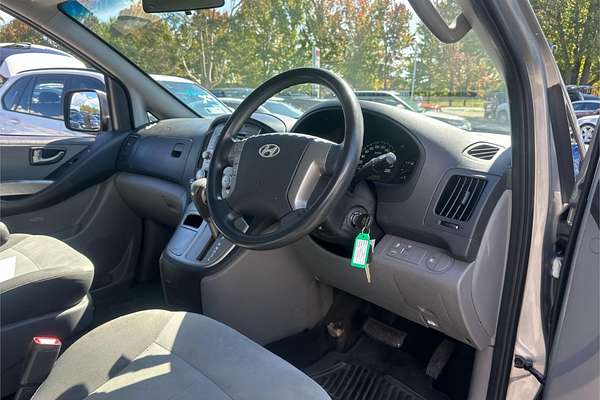 2014 Hyundai iMax TQ-W