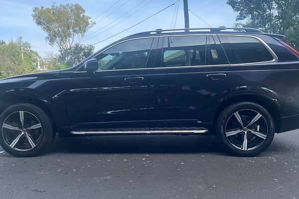 2016 Volvo XC90 T6 Momentum
