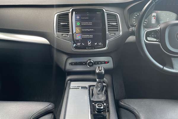 2016 Volvo XC90 T6 Momentum