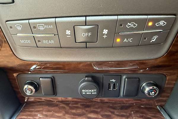 2023 Nissan Patrol Ti-L Y62