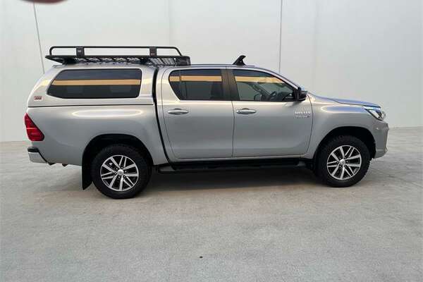 2018 Toyota HILUX SR5 (4x4) GUN126R MY19 4X4