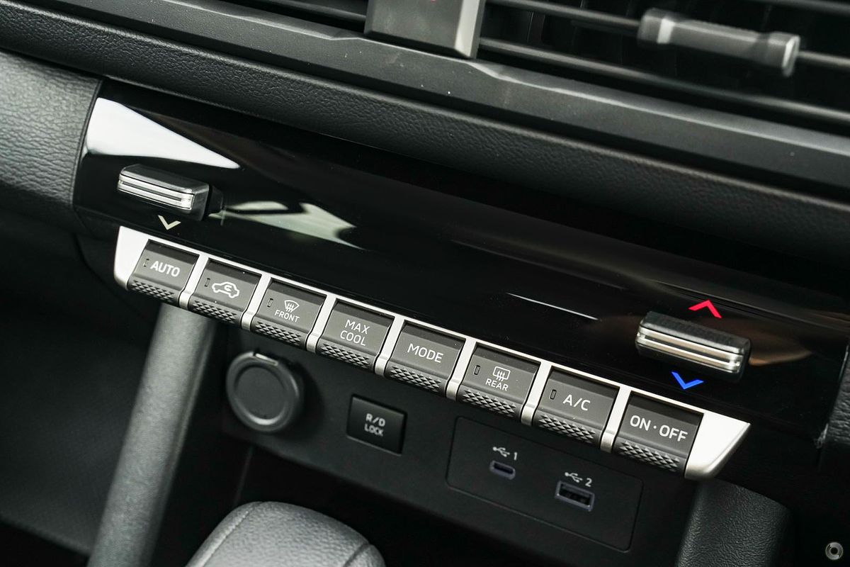 2024 Mitsubishi Triton GLX+ MV 4X4