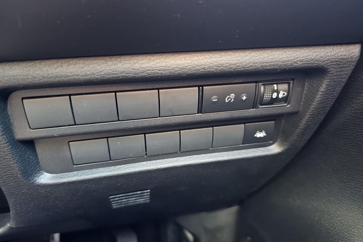 2024 Mitsubishi Outlander ES ZM