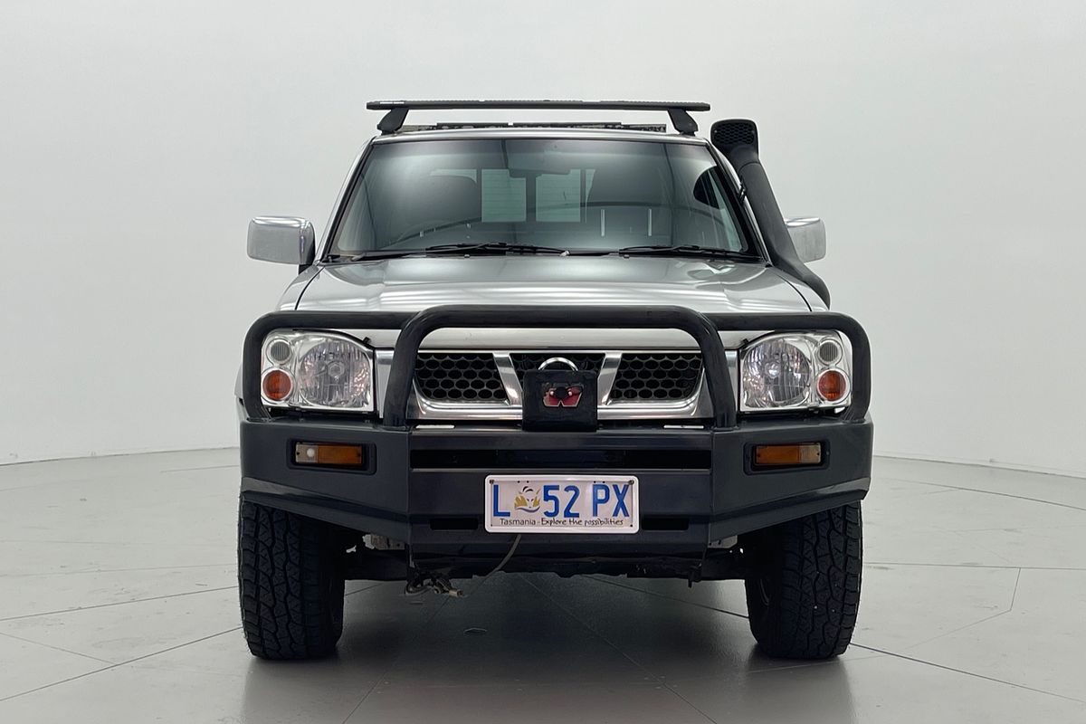 2005 Nissan NAVARA ST-R (4x4) 5 SP MANUAL DUAL CAB P/UP DT4 DIESEL