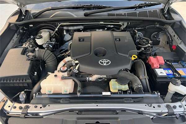 2018 Toyota HILUX SR5 (4x4) GUN126R MY19 4X4