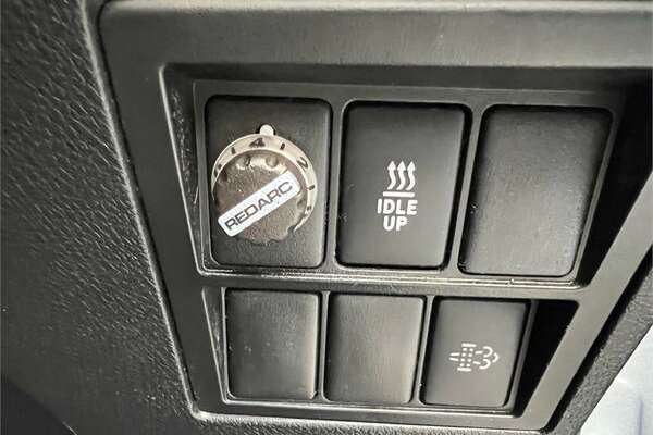 2018 Toyota HILUX SR5 (4x4) GUN126R MY19 4X4