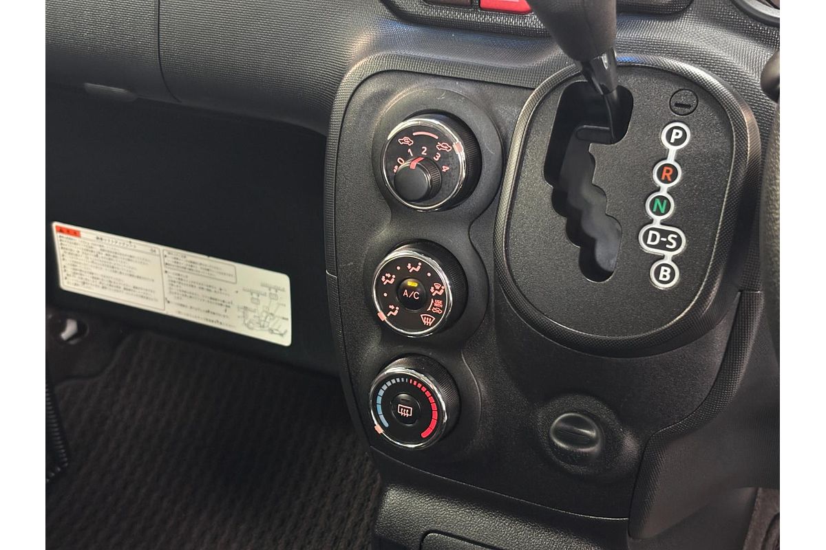 2016 Toyota Porte Welcab