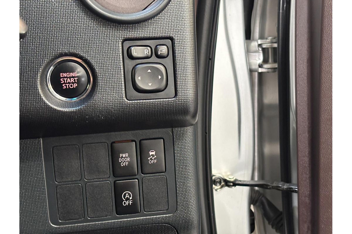 2016 Toyota Porte Welcab