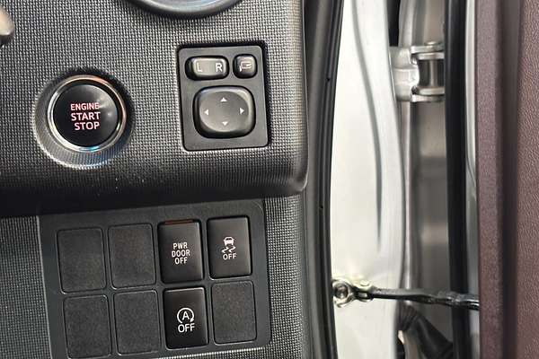 2016 Toyota Porte Welcab