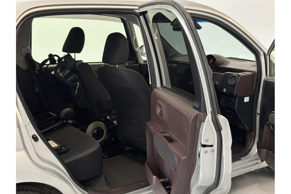 2016 Toyota Porte Welcab