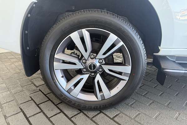 2022 Isuzu MU-X LS-T