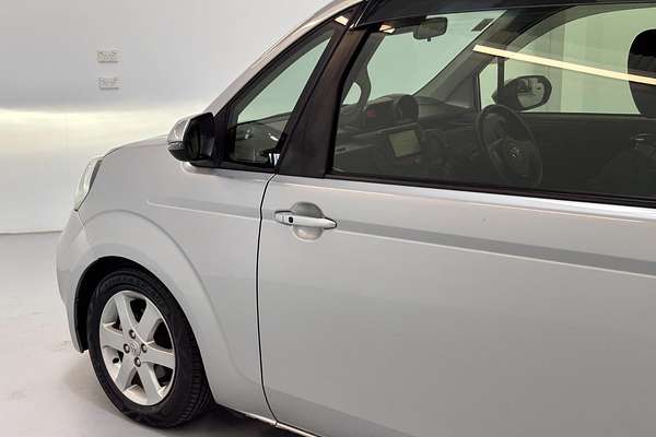 2016 Toyota Porte Welcab