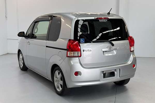 2016 Toyota Porte Welcab