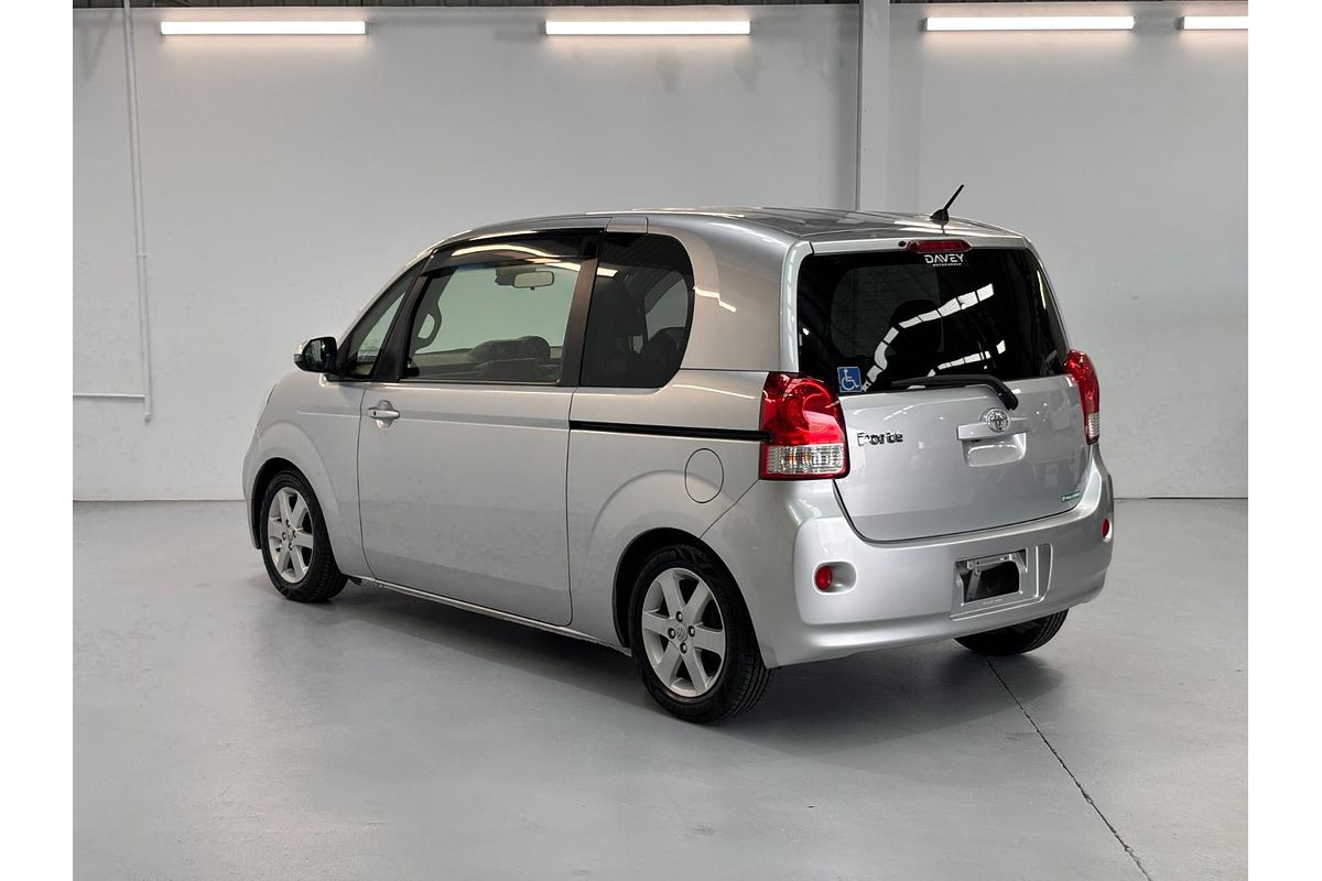 2016 Toyota Porte Welcab