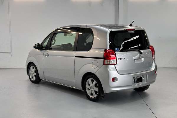 2016 Toyota Porte Welcab