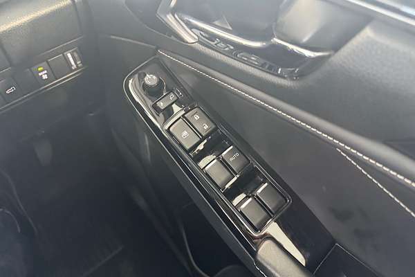 2022 Isuzu MU-X LS-T