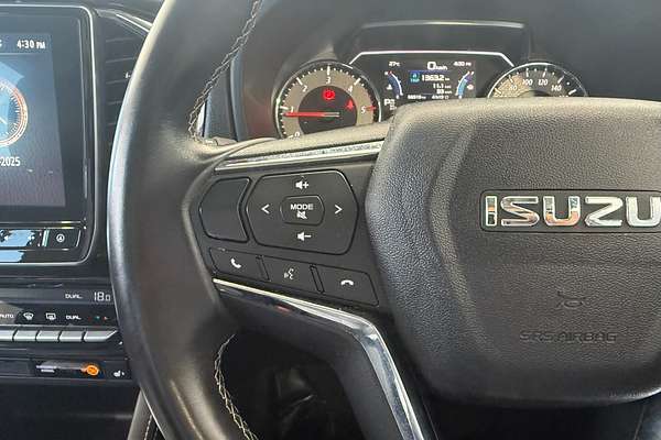 2022 Isuzu MU-X LS-T