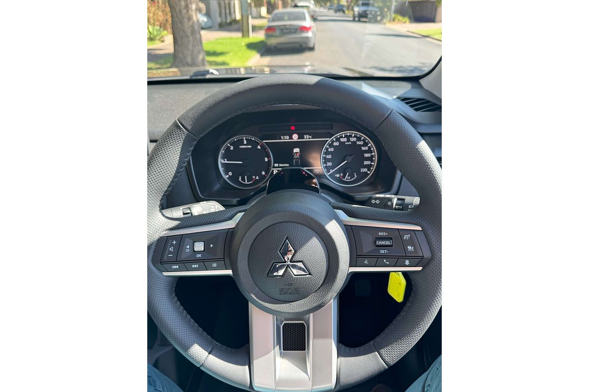 2024 Mitsubishi Triton GLX-R MV 4X4