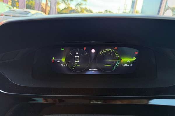 2025 Peugeot 308 GT Hybrid P51