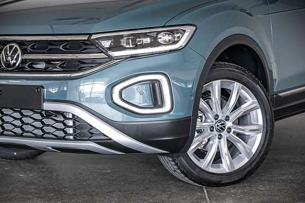 2025 Volkswagen T-Roc 110TSI Style D11