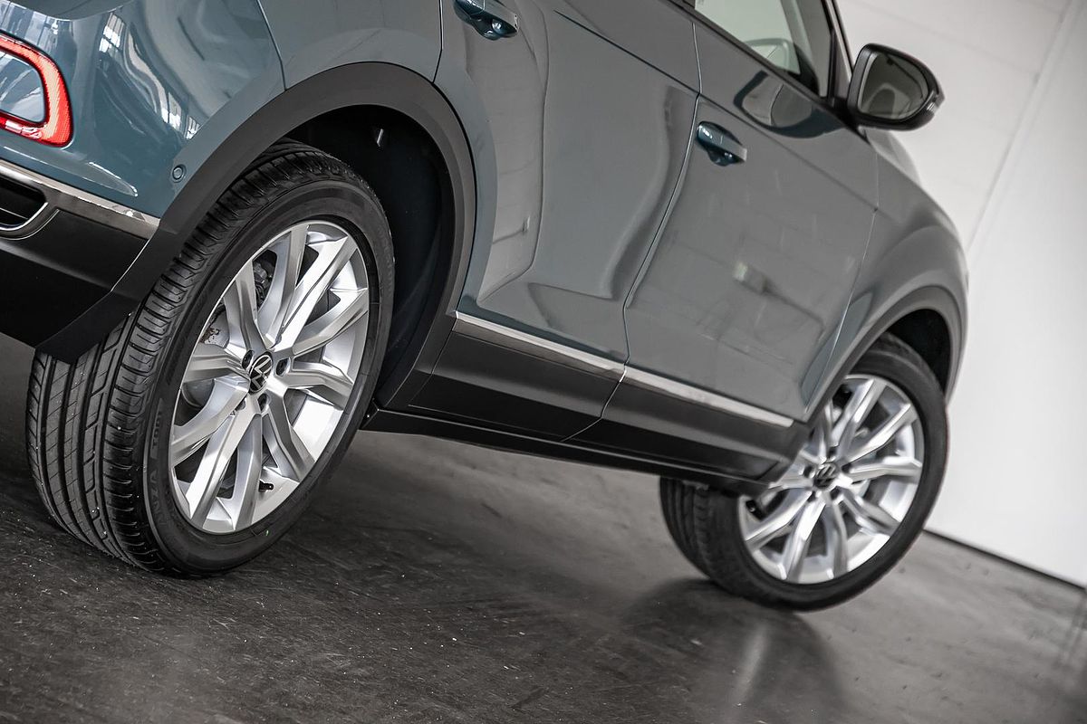 2025 Volkswagen T-Roc 110TSI Style D11